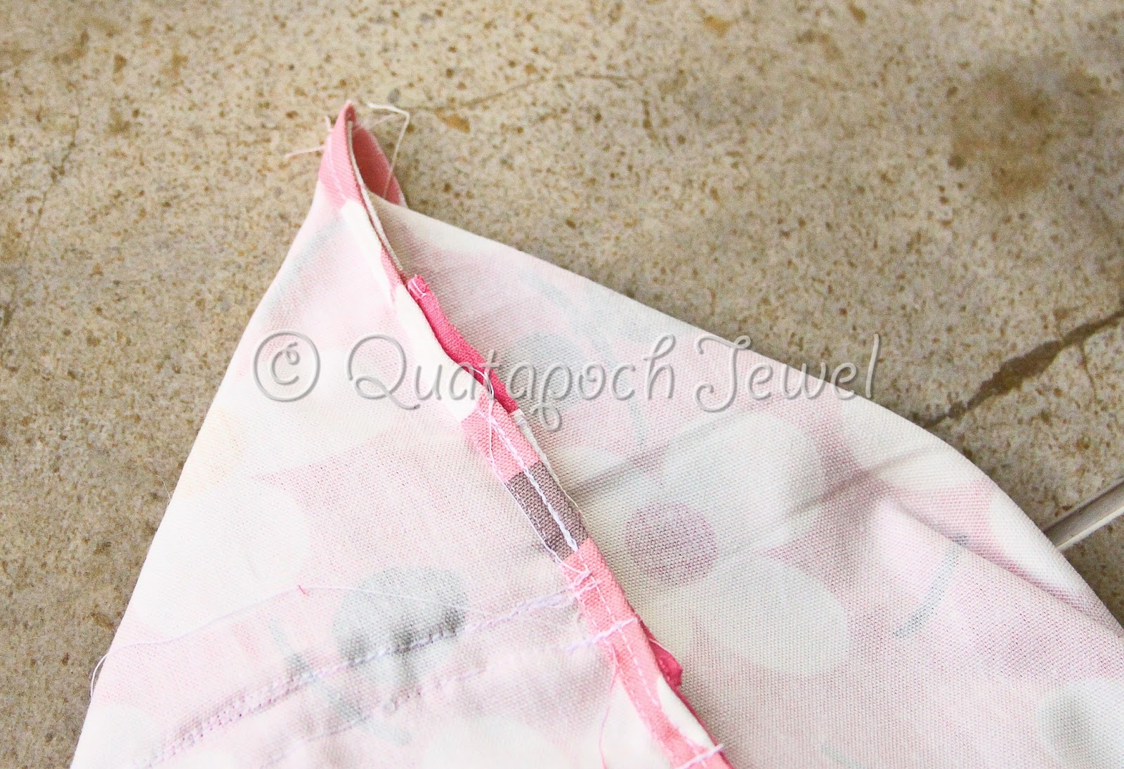Threads and Pencils: Drawstring Bag and Grommet Tutorial
