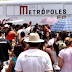 Metrópoles FM distribui 1 mil brinquedos no Sol Nascente, em Ceilândia