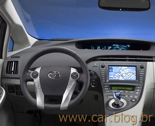 Novo Toyota Eletrico Prius Brasil - interior - painel