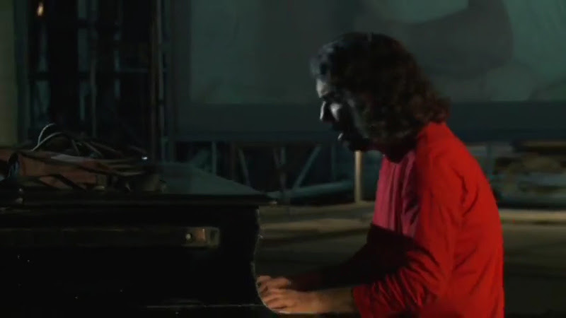 Santiago Feliú - ¨Marionetas de Cupido¨ - Videoclip - Dirección: Lester Hamlet. Portal Del Vídeo Clip Cubano - 08 Santiago Feliú - ¨Marionetas de Cupido¨ - Videoclip - Dirección: Lester Hamlet. Portal Del Vídeo Clip Cubano - 08