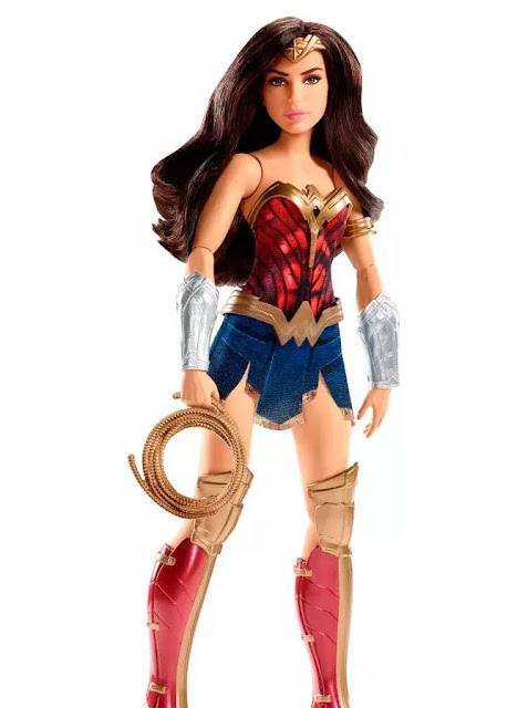 Wonder Woman: El personaje de cómic también tiene su línea estilo Barbie