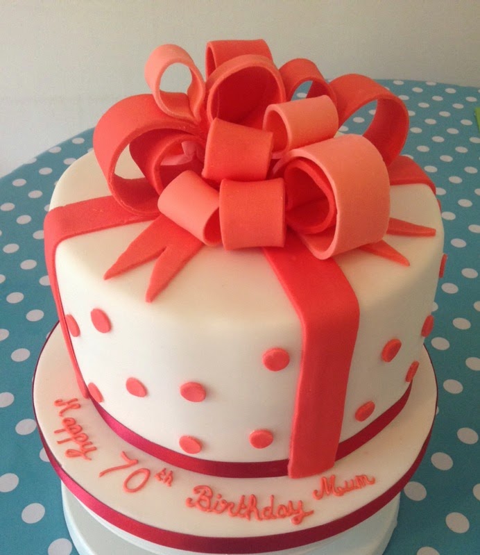 The Darling Cake Company All Wrapped Up