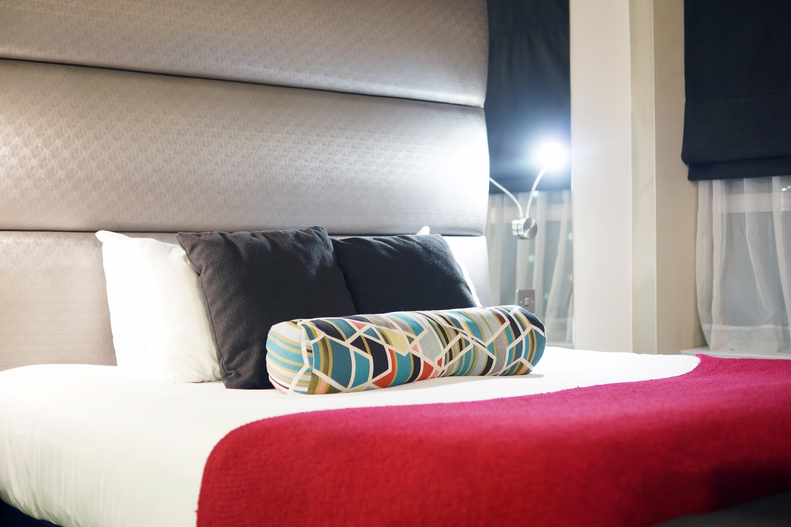 Hello Freckles Sandman Signature Hotel Newcastle Review Staycation Overnight Stay Hello Freckles Sandman Signature Hotel Newcastle Review Staycation Overnight Stay Bed