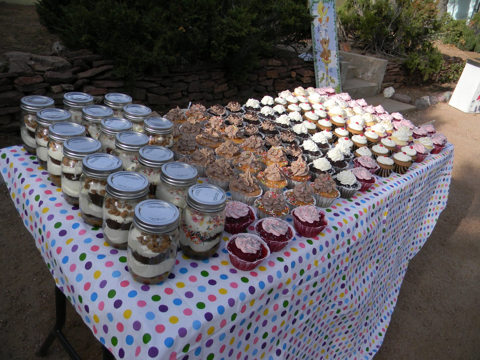 Classy Cakes by Melissa Cupcake Sale!