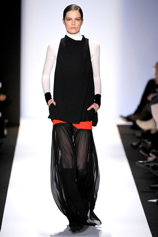 Dress Me: On The Runway: On The Runway: BCBG Max Azria 2011 Fall Collection