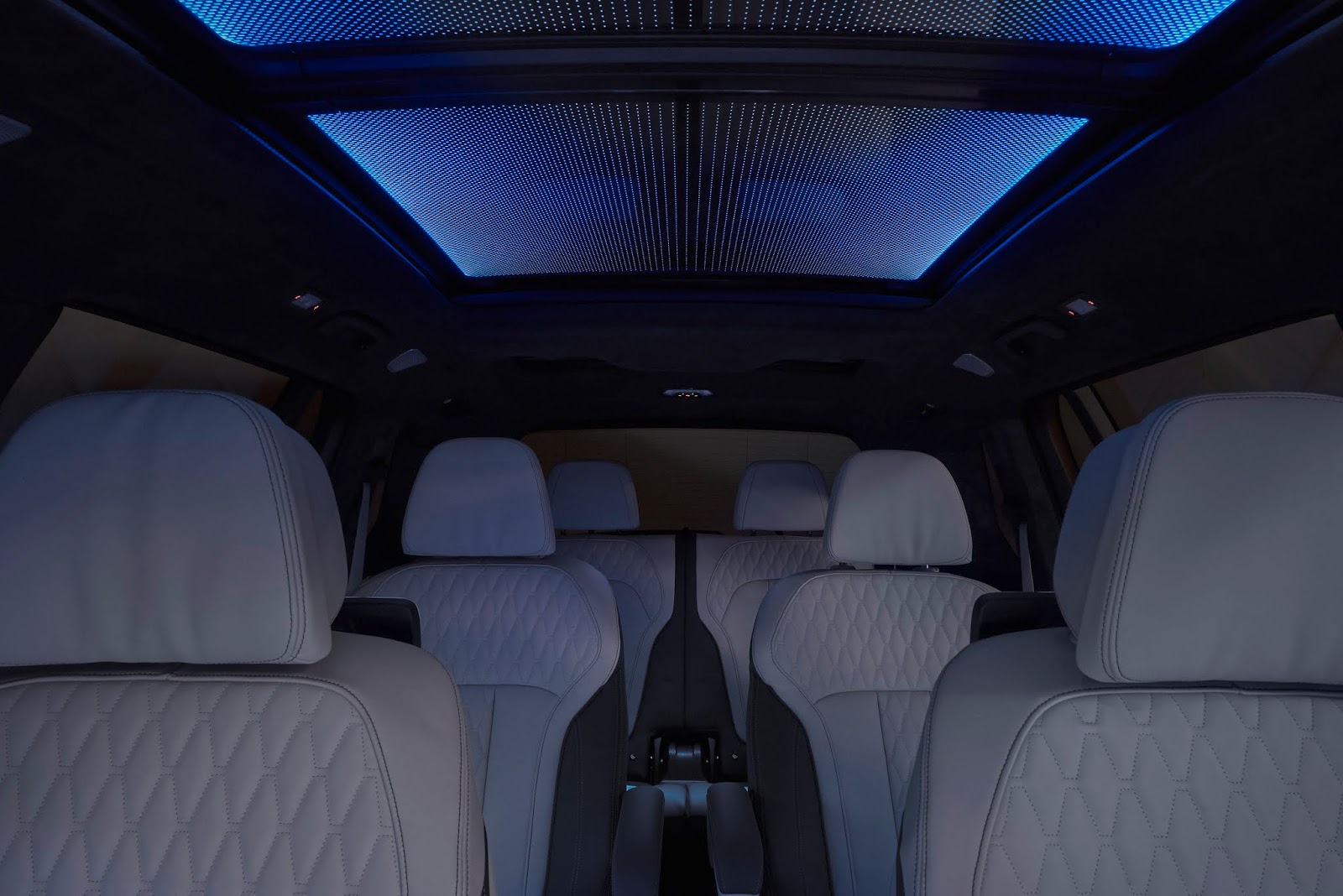 The Bucket Bucket Seat Bmw X7 First Impressions