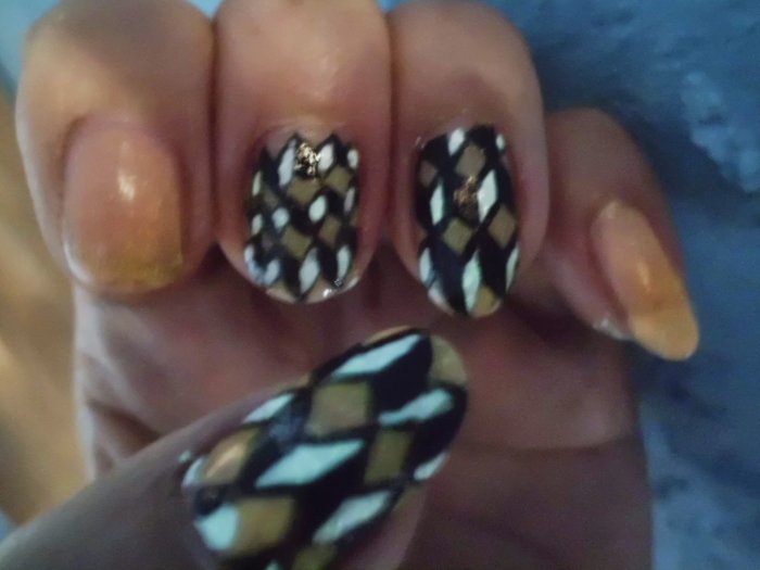 manicura geometrica