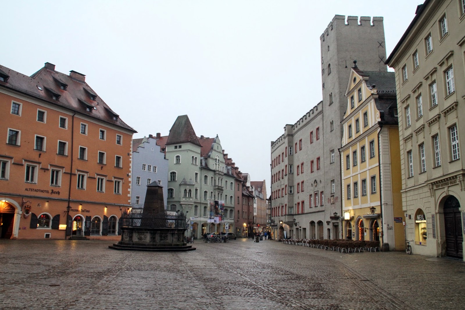 PAU'S PHOTO: Old town of Regensburg