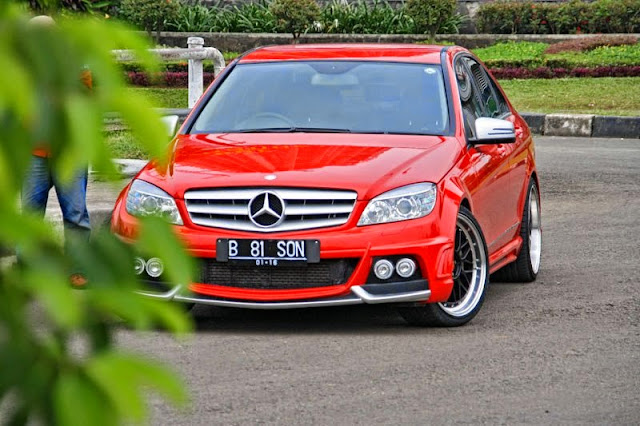 w204 red