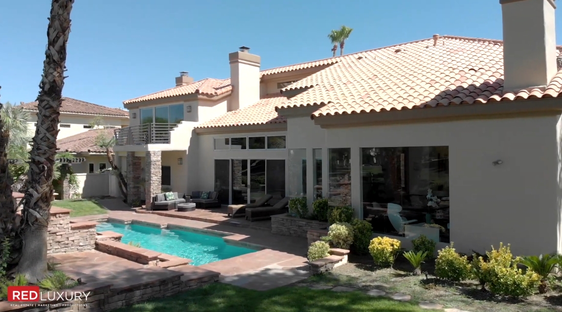 Tour 39 Princeville Ln, Las Vegas vs. 25 Interior Design Photos