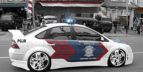 Foto Mobil Polisi Keren Indonesia Auto Werkzeuge