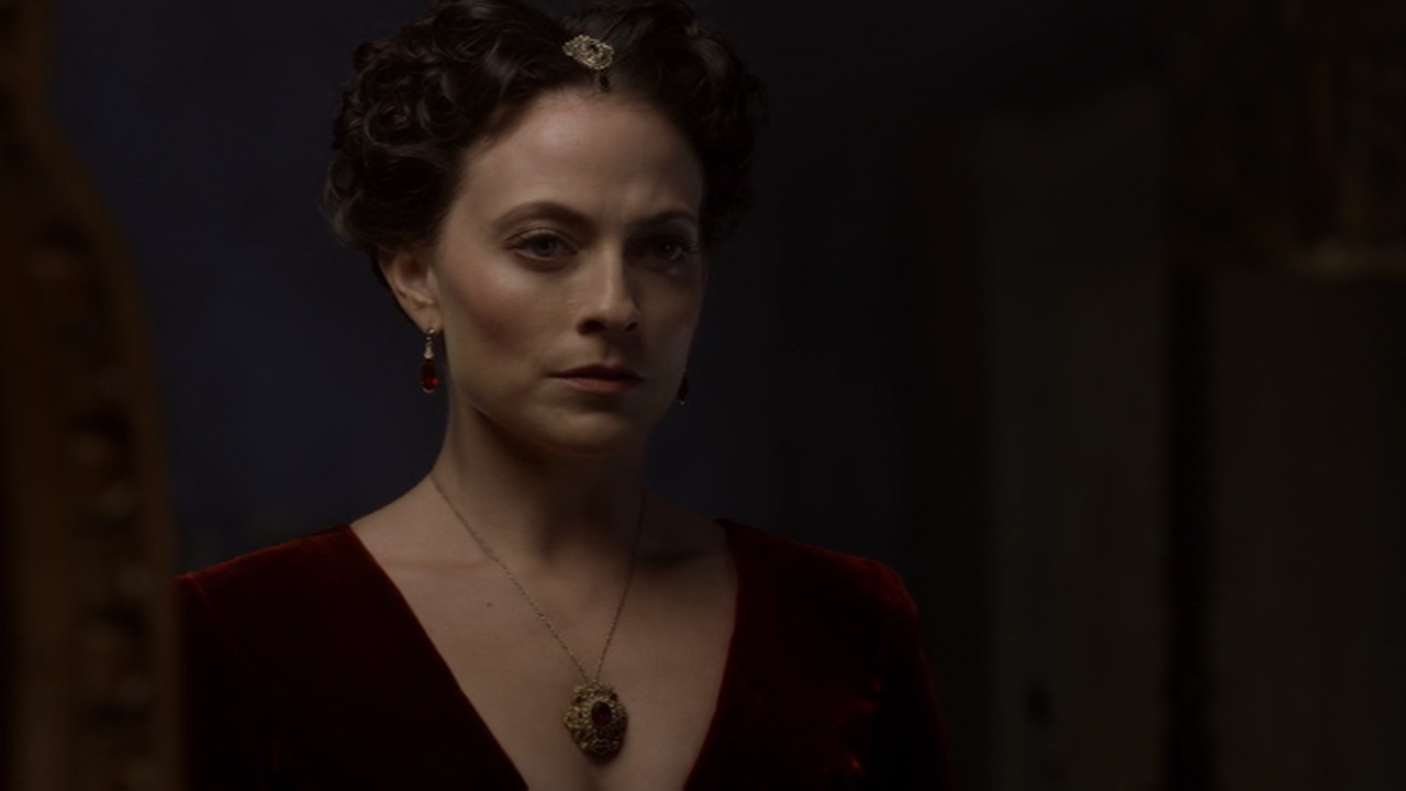 Films Et Séries Tv Avec Lara Pulver Movie and TV Cast Screencaps: Lara Pulver as Clarice Orsini in DaVinci