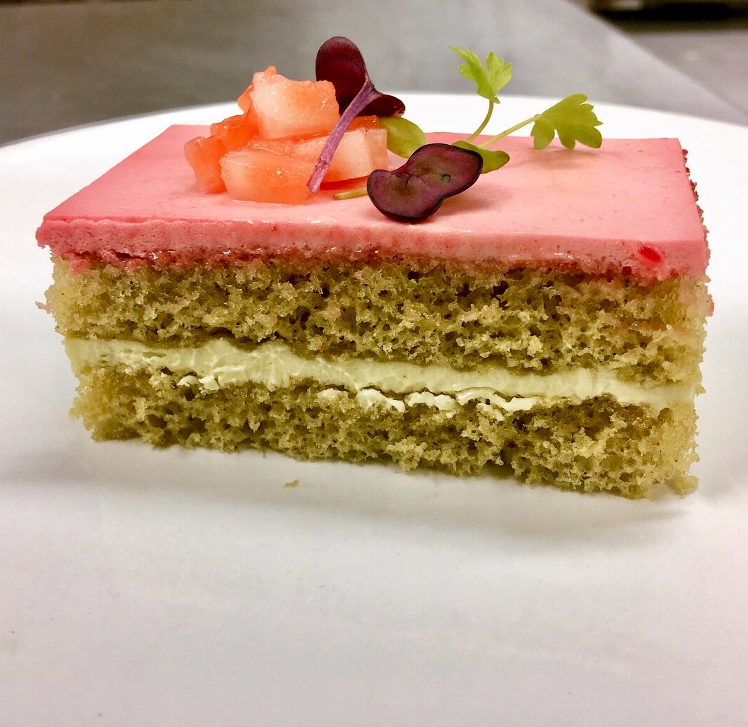JASMINE & GREEN TEA CAKE WITH RASPBERRY MOUSSE