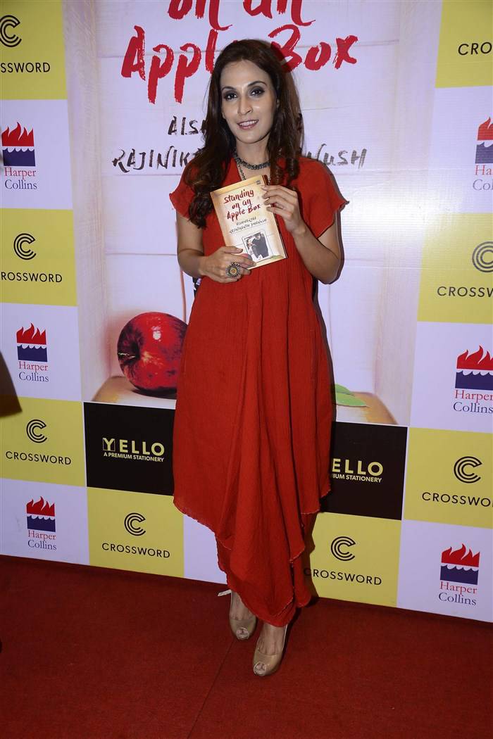 Aishwarya rajini Clearance