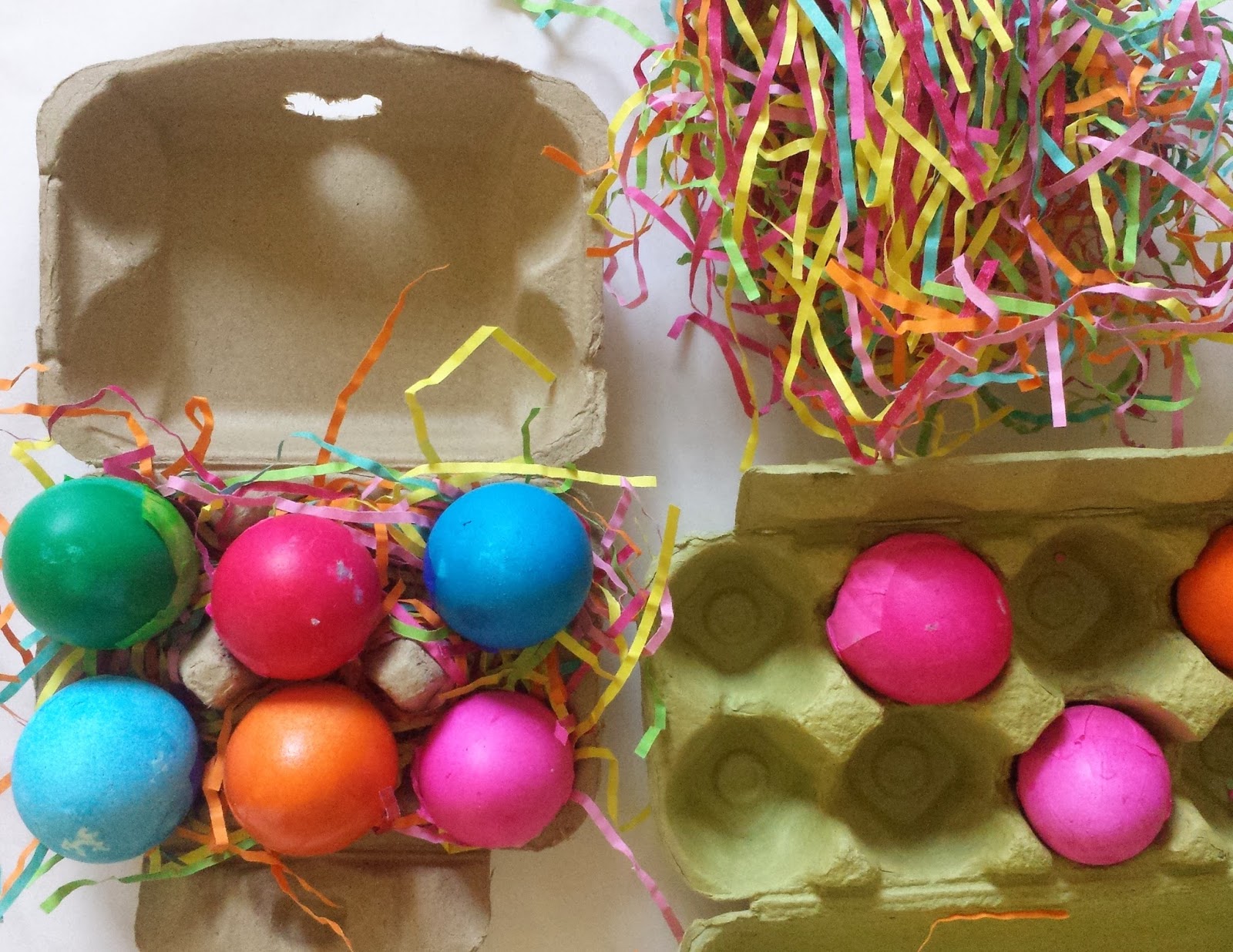 Tied Ribbon Confetti Egg Gift