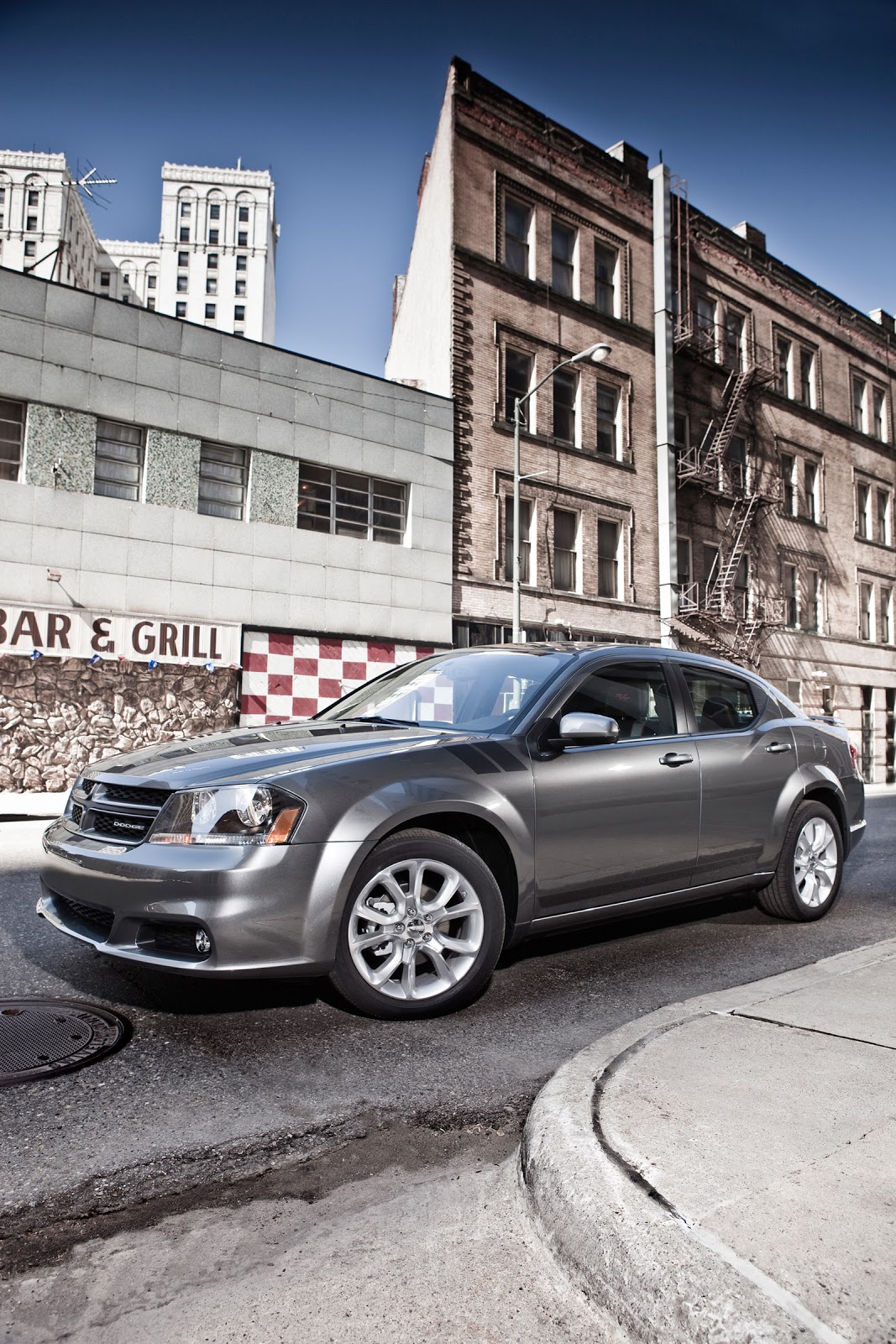 Cars GTO: 2012 Dodge Avenger RT