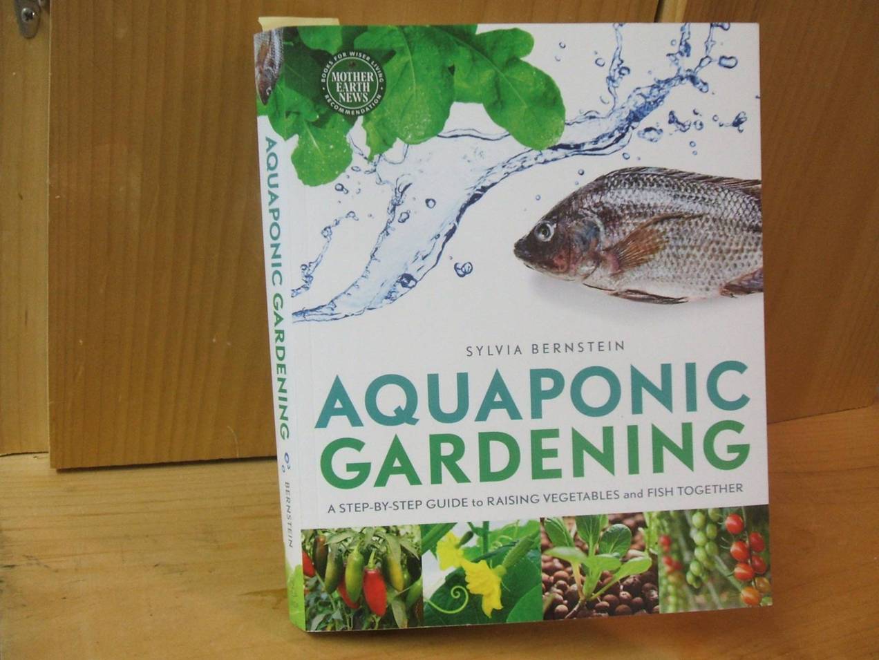... Laboratory: Book Review: Aquaponic Gardening by Sylvia Bernstein