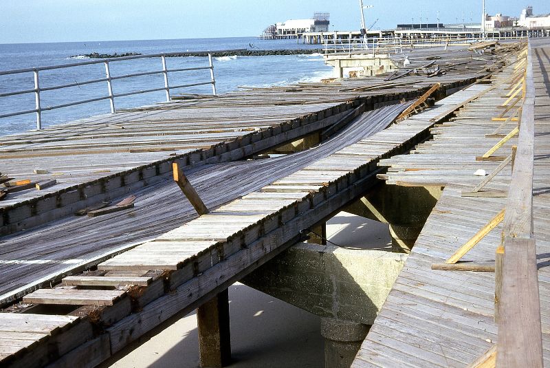 Color Photos Capture Atlantic City Before the Casinos  1960s - 61