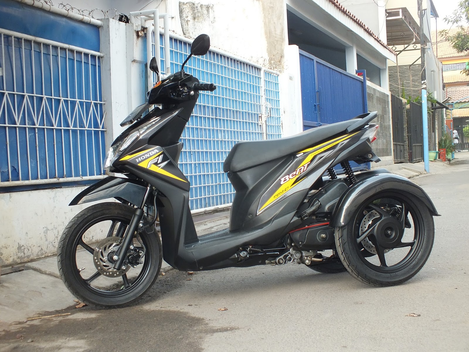 Modifikasi Motor Beat Roda Tiga Modifikasimania Modifikasi Motor Beat Roda Tiga Modifikasimania