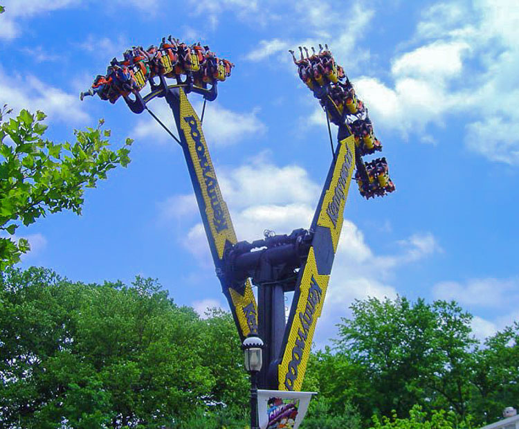 Canada's Wonderland inaugura Lumberjack e Flying Canoes