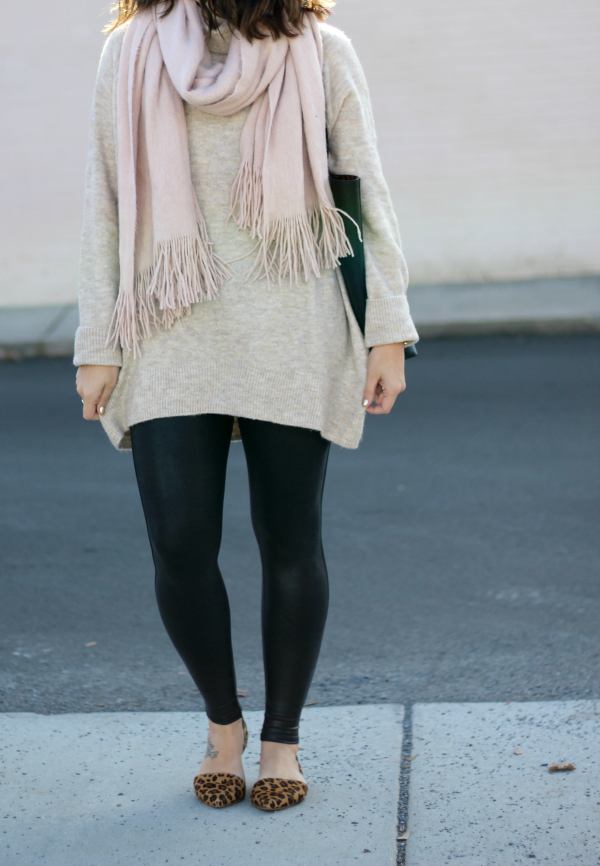 style on a budget, leggings friendly sweater, north carolina blogger, mom style, winter fashion 