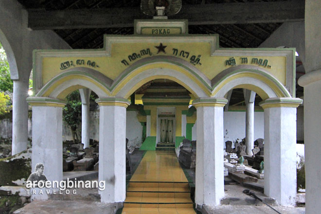 makam ki ageng gribig jatinom klaten