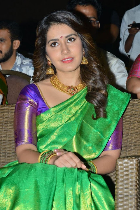 Raashi Khanna at Srinivasa Kalyanam Audio Release