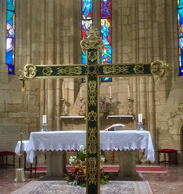 Cruz para el paso del Lignum Crucis. Cofradía de la Vera Cruz. León. Foto Xuaxús Cruz para el paso del Lignum Crucis. Cofradía de la Vera Cruz. León. Foto Xuaxús