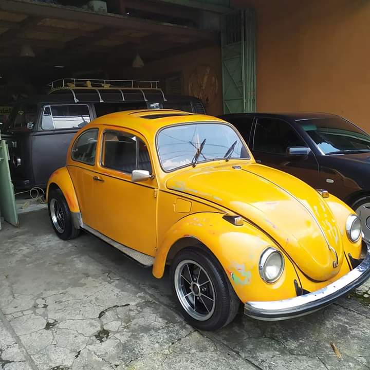 Jual Mobil Klasik VW Kodok Bumblebee Warna Kuning - LAPAK