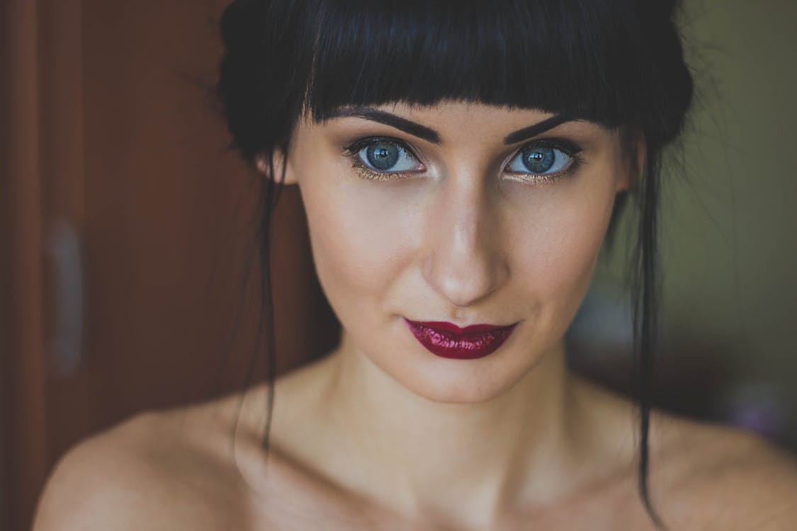 2017 makeup trends bright lips 2017 makeup trends bright lips