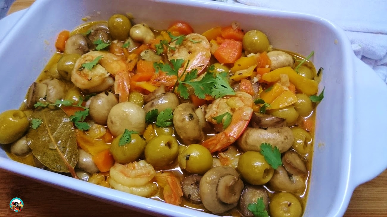 Salteado de champiñones con langostinos - ¡Huele Bien!