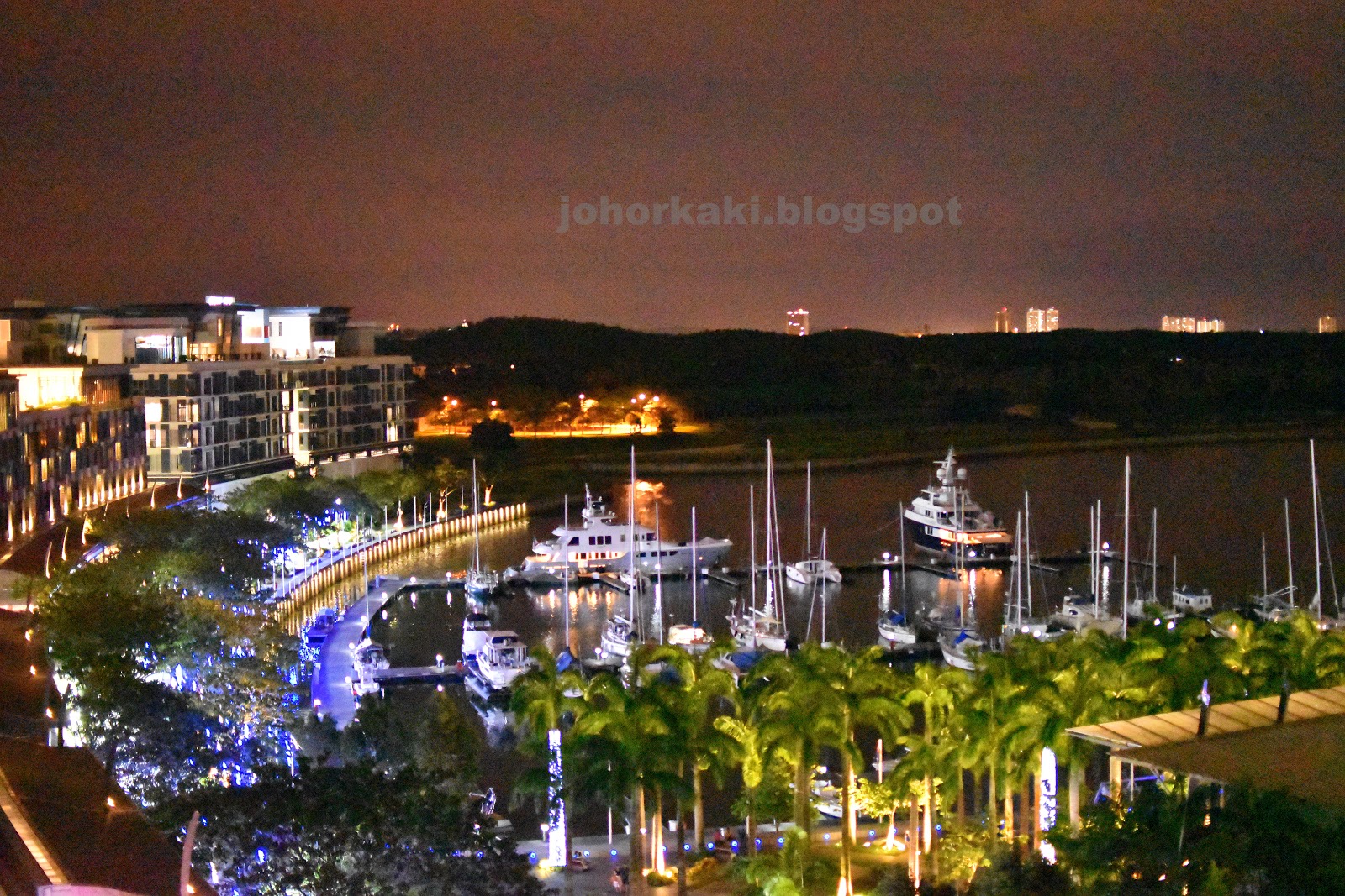 Dinner in the Sky Malaysia in Johor Puteri Harbour JK1492 Tony Johor