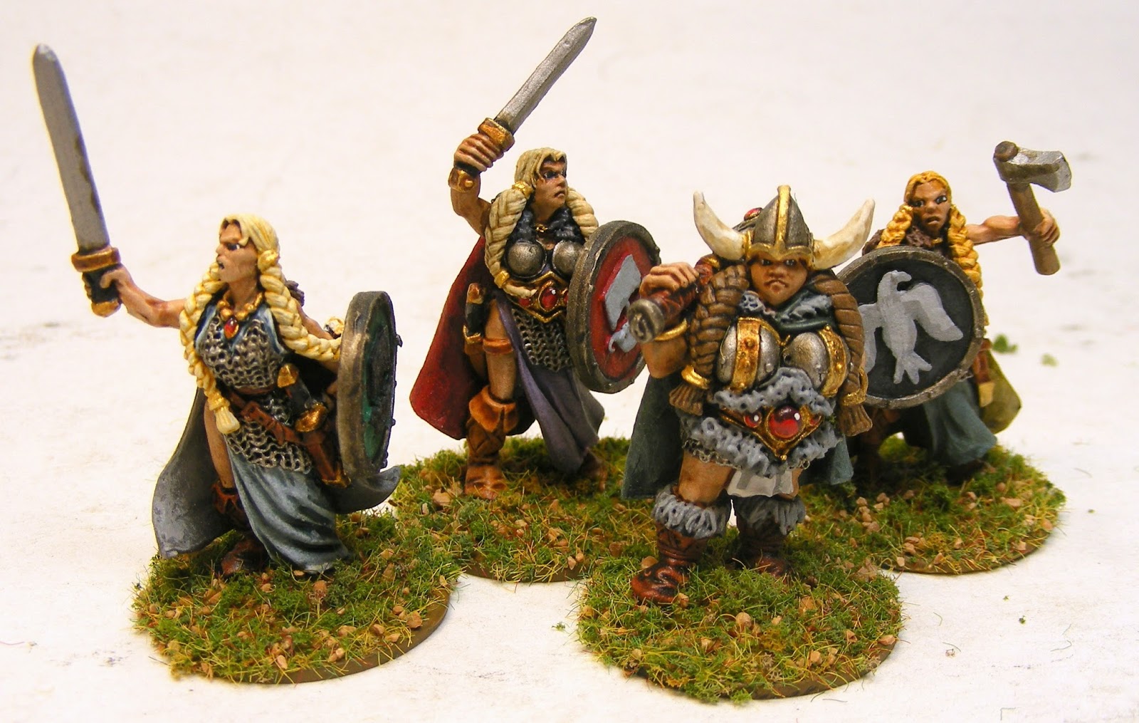 Evil Bob's Miniature Painting Vikings! 28mm Viking Band
