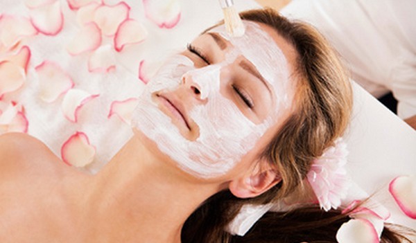Cara Membuat Masker Wajah Alami Sendiri di Rumah Cara Membuat Masker Wajah Alami Sendiri di Rumah
