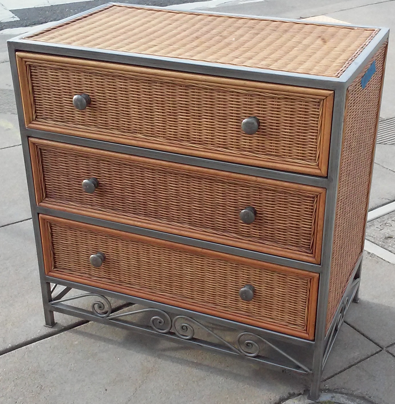 UHURU FURNITURE & COLLECTIBLES SOLD 12596 Tropical Iron & Wicker 32" Wide 3Drawer Chest 125