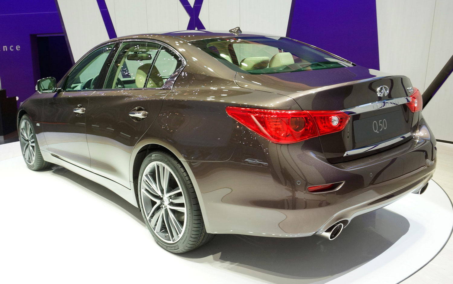 Cars Model 2013 2014: 2014 Infiniti Q50 Debuts in Geneva With Diesel