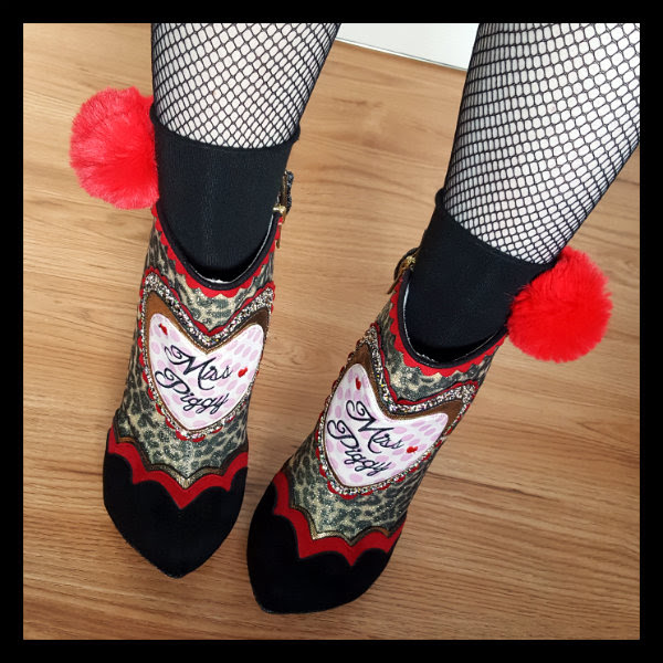 wearing Irregular Choice Disney Muppets Fierce Piggy boots AW17 wearing Irregular Choice Disney Muppets Fierce Piggy boots