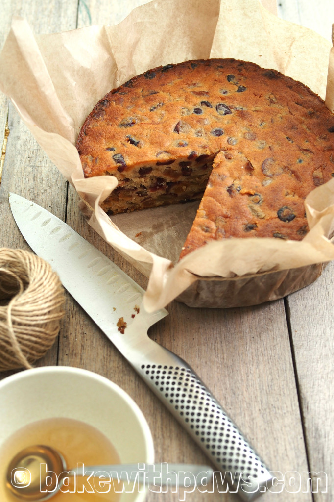 MOIST CHRISTMAS FRUIT CAKE BAKE WITH PAWS