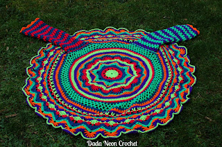 Dada Neon Crochet Rings of change jacket