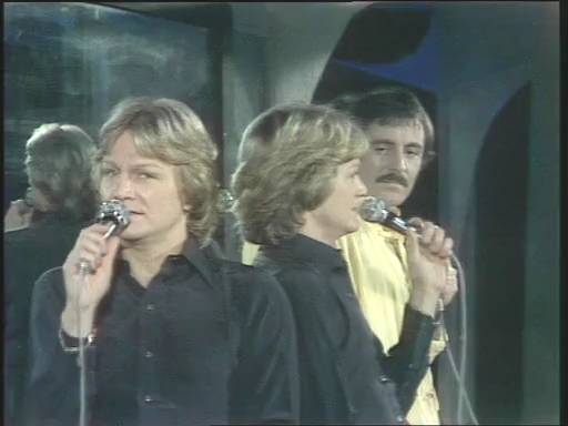 Gros Poisson Chanté Par Claude François Télé française années 70: Numéro Un : Michel Delpech, 03/01/1976
