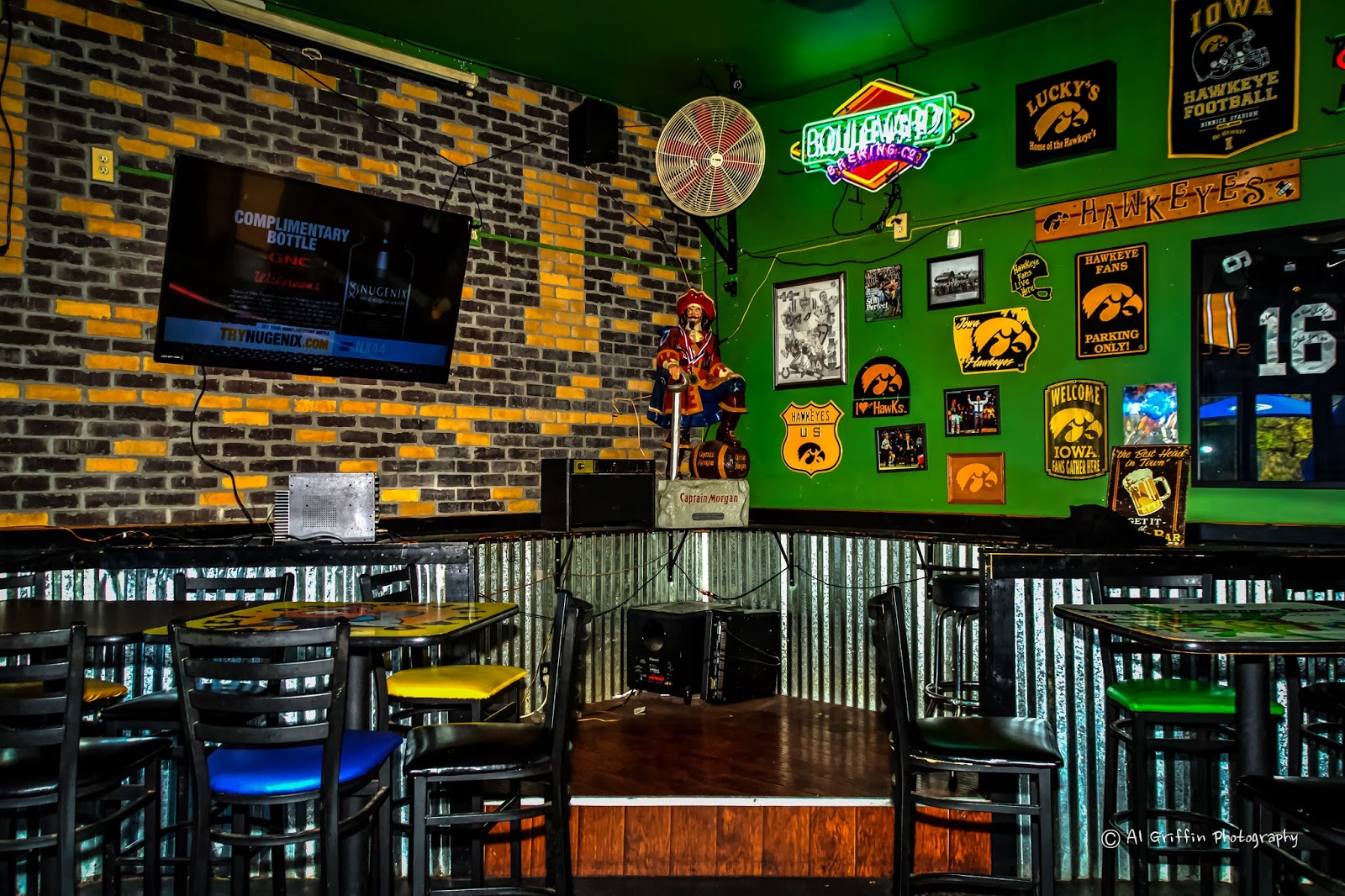 Our Eyes Upon Missouri Lucky’s Bar, Lake Ozark on the Bagnell Dam Strip