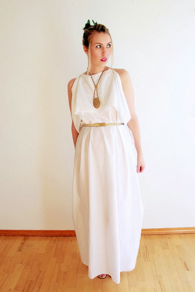 Wear The Canvas: Easy Last Minute Costume - Greek Goddess