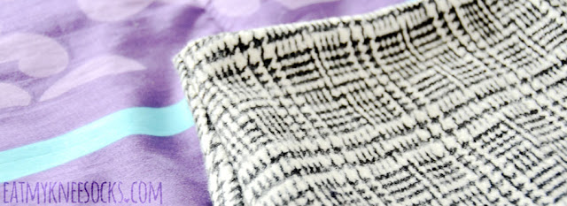 SheIn Fashion Review: Houndstooth Skirt Details on the gridded houndstooth print asymmetric bodycon mini skirt from SheIn, a cute, ulzzang-style autumn-winter piece.