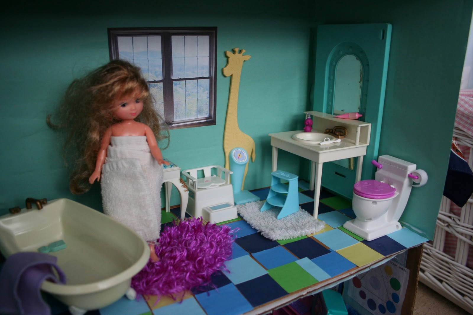 Pink and Green Mama * DIY Barbie Cardboard Box House