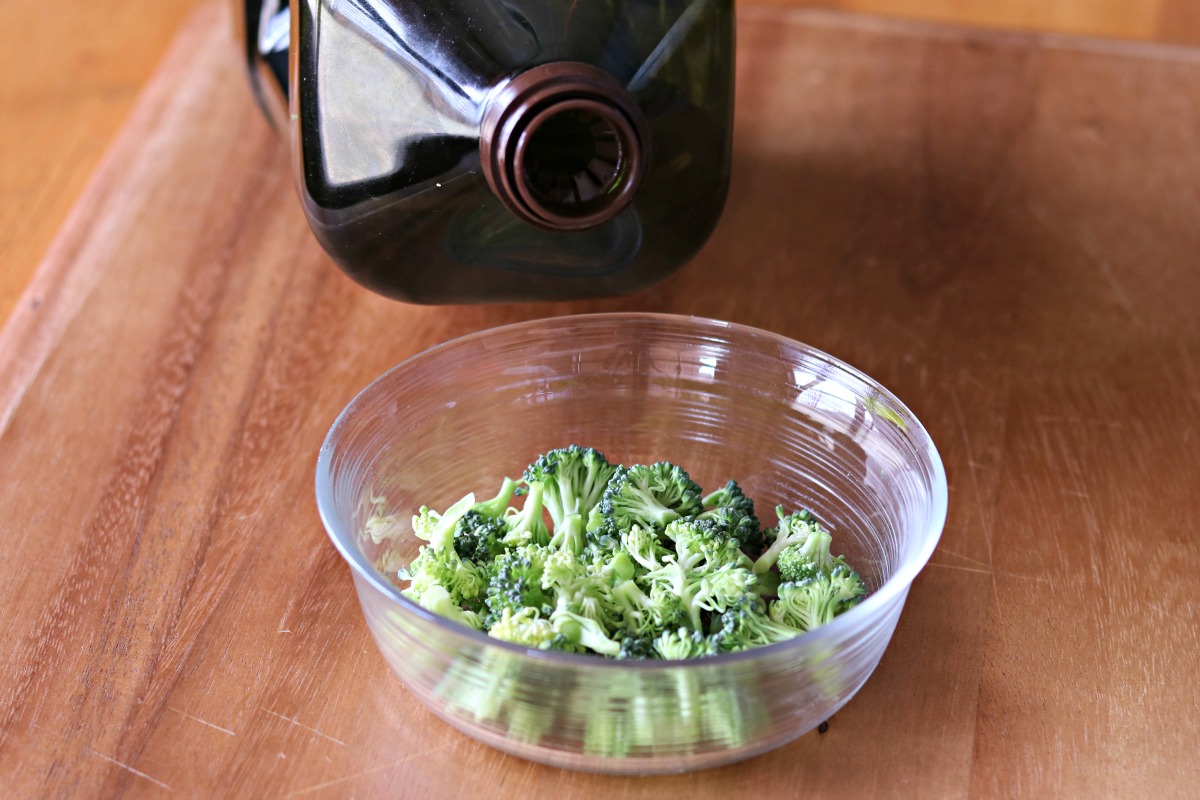 Lunchbox Dad Whole30 Applegate Bacon Wrapped Onion Ring Avocados