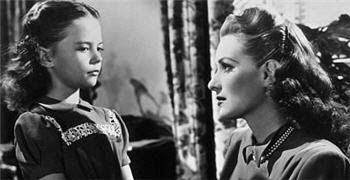 Doris and Susan talking in Miracle on 34th Street