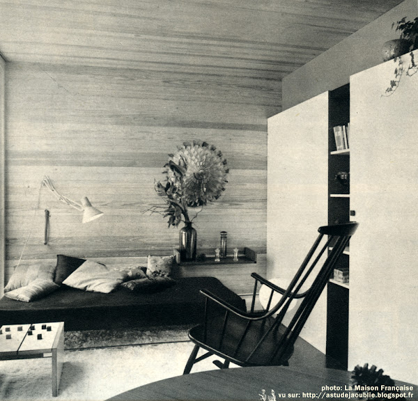 Maison de Week-end préfabriquée. présentée au Salon des Artistes Décorateurs 1967 Architectes: Janine Abraham et Dirk Jan Rol Création: 1967 Maison de Week-end préfabriquée. présentée au Salon des Artistes Décorateurs 1967 Architectes: Janine Abraham et Dirk Jan Rol Création: 1967