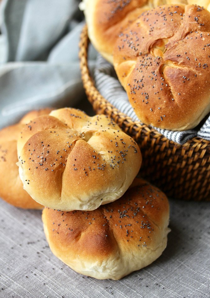 Traditional Kaiser Rolls Traditional Kaiser Rolls