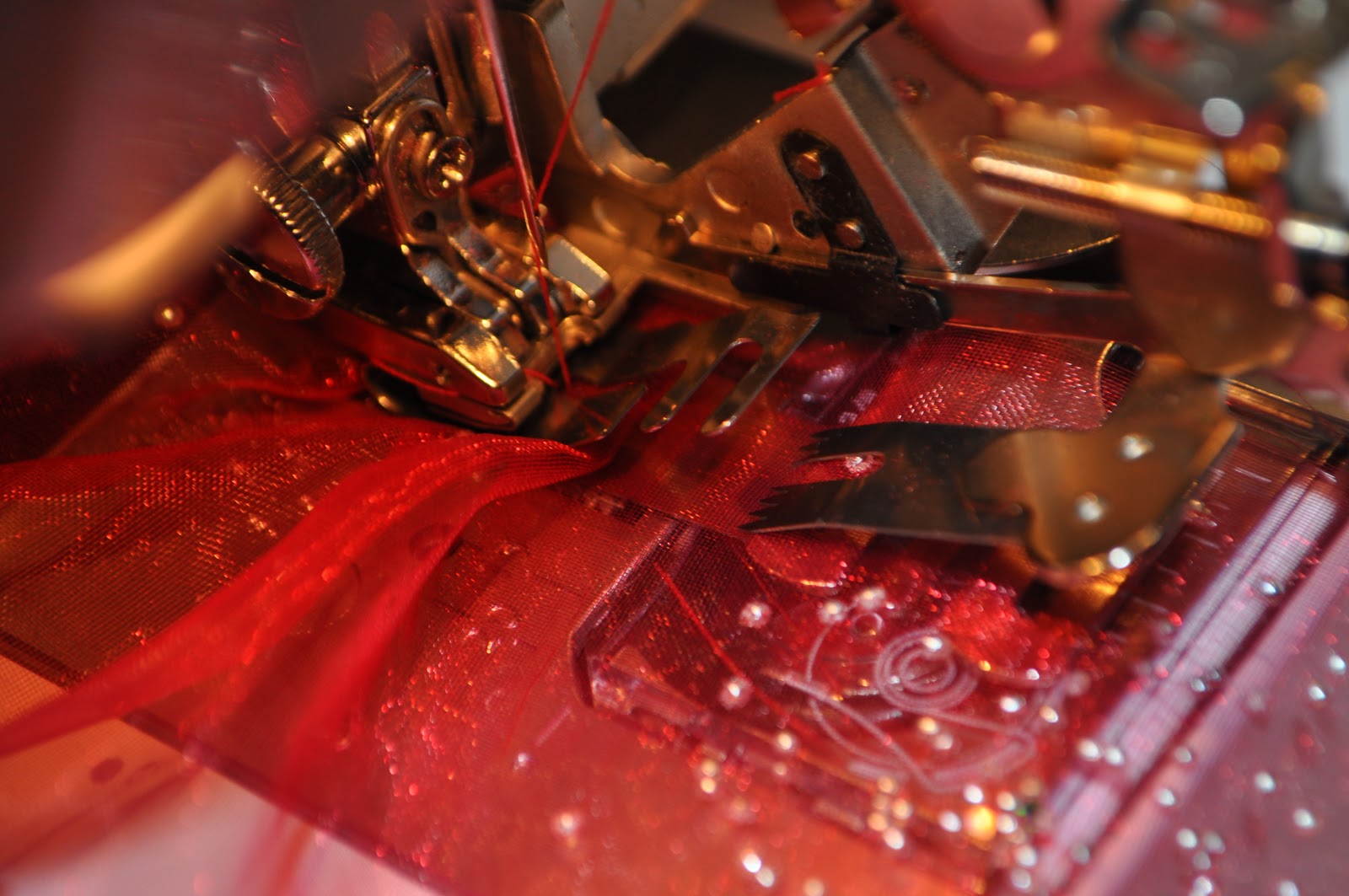 Bella-Boutique: Ruffler Foot