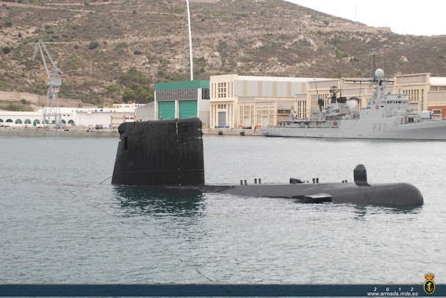 La Armada se adiestra en salvamento y rescate de submarinos.